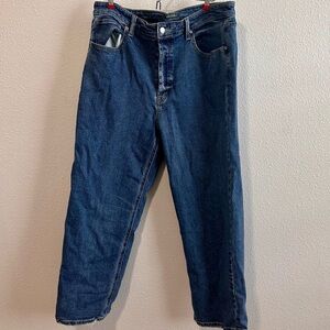 Wild Fable • Blue High Rise Mom Jean